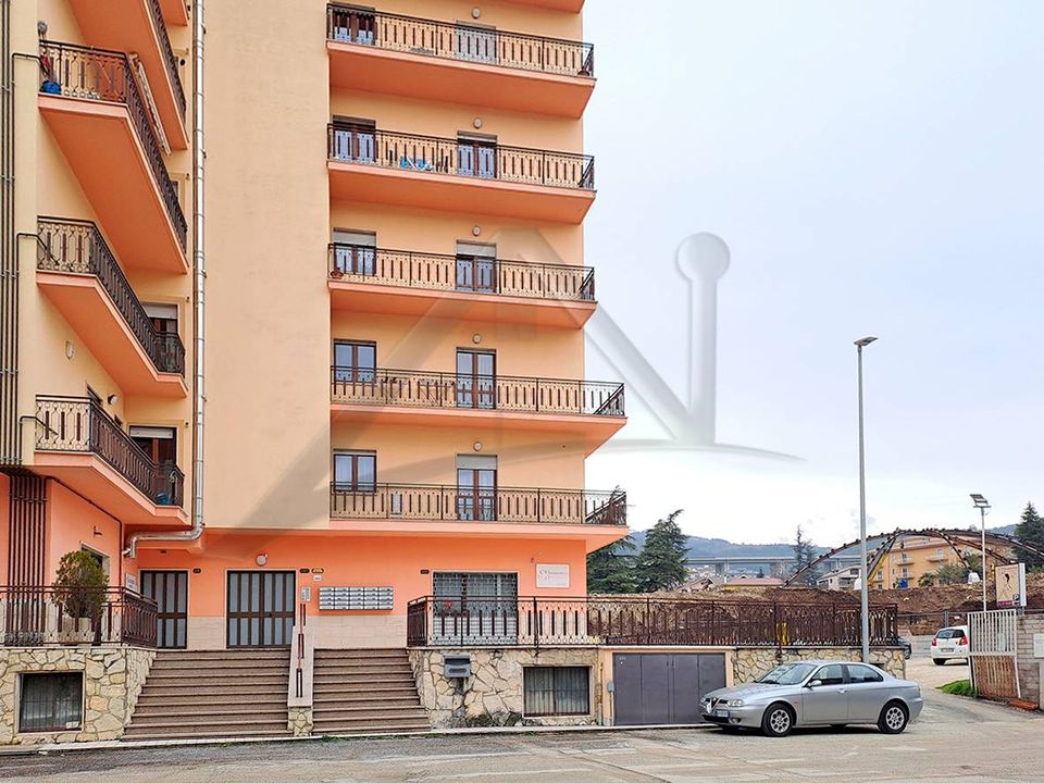 Erhvervsejendom i L'Aquila, L'Aquila - foto 2