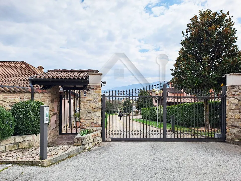 Villa i L'Aquila, L'Aquila - foto 2