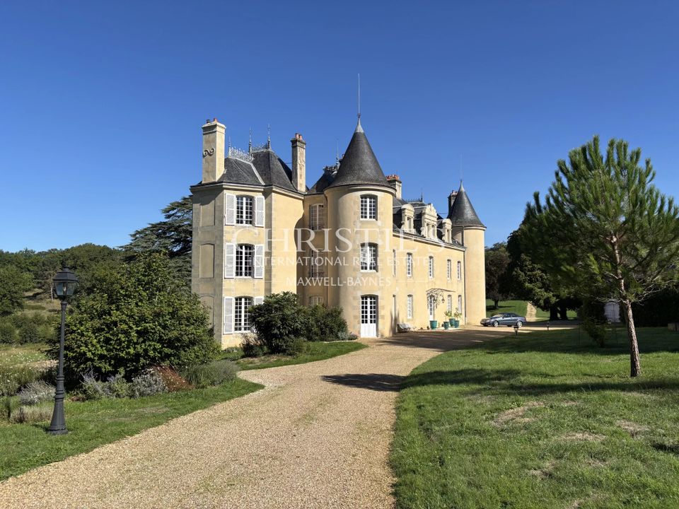 Landejendom i Poitiers, Vienne - foto 1