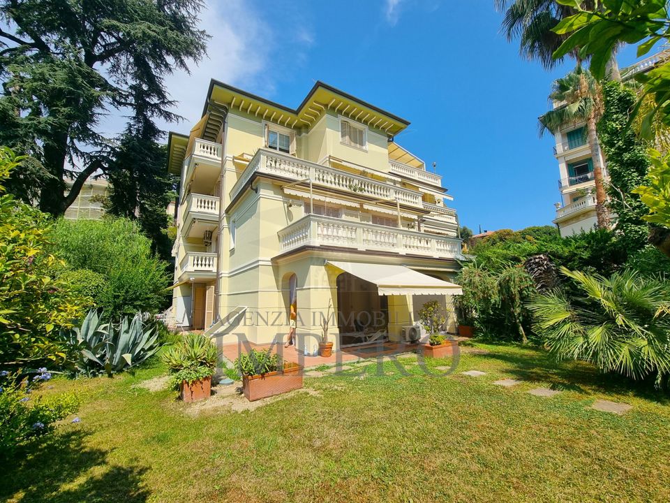 Lejlighed i Bordighera, Imperia - foto 1