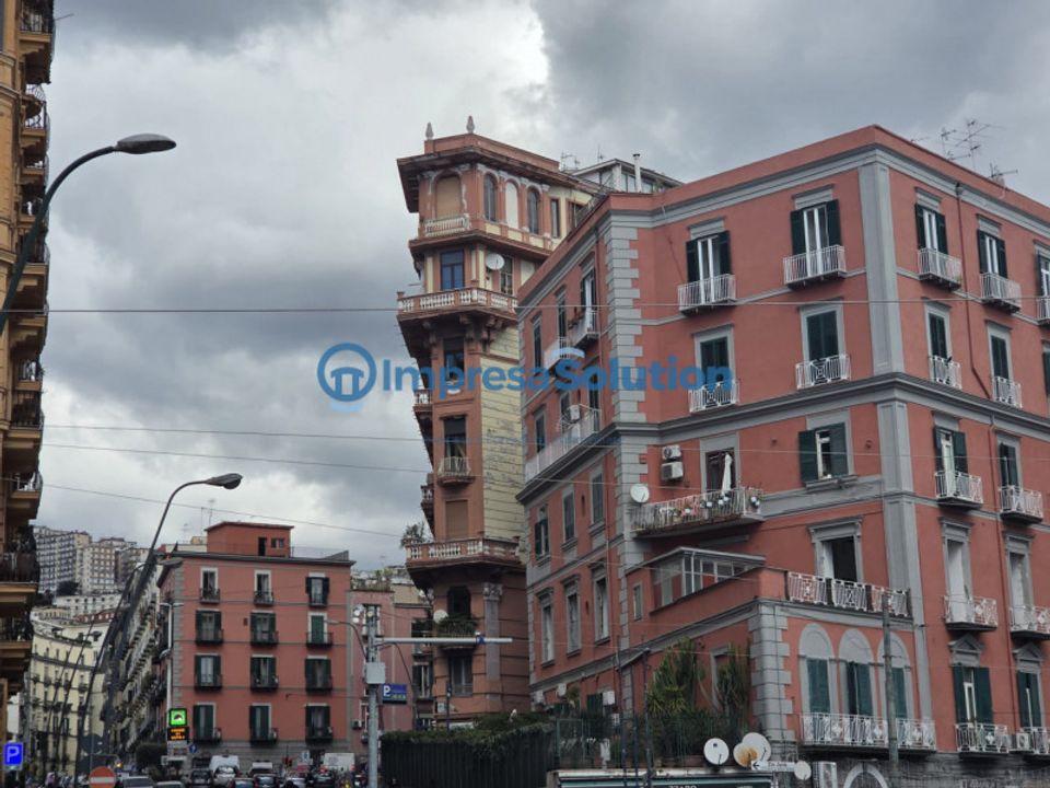 Erhvervsejendom i Naples, Naples - foto 2