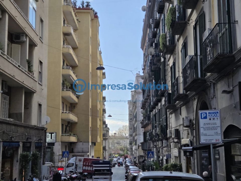 Erhvervsejendom i Naples, Naples - foto 4