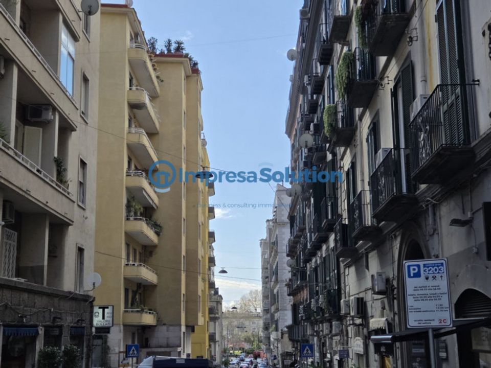 Erhvervsejendom i Naples, Naples - foto 5