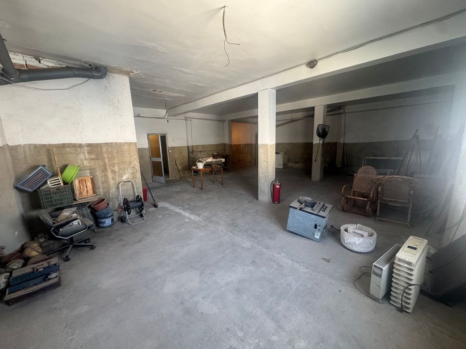 Erhvervsejendom i Manises, Valencia - foto 2