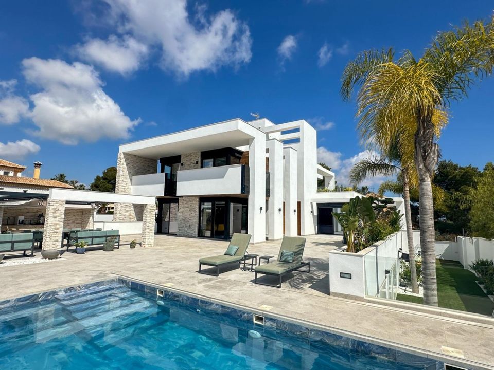 Villa i Orihuela Costa, Alicante - bilde 1