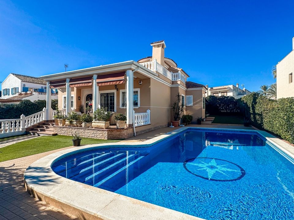 Villa i La Mata, Alicante - foto 1