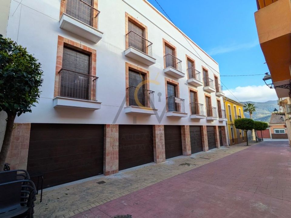 Lejlighed i Hondon De Las Nieves, Alicante - foto 1