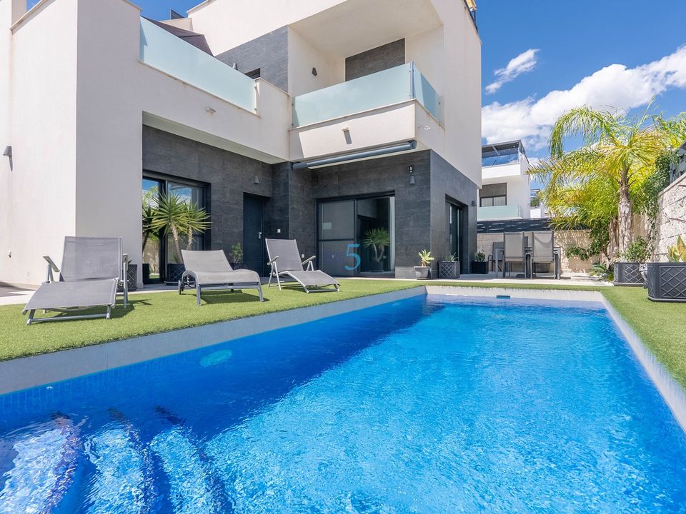 Villa i Benijofar, Alicante - foto 1