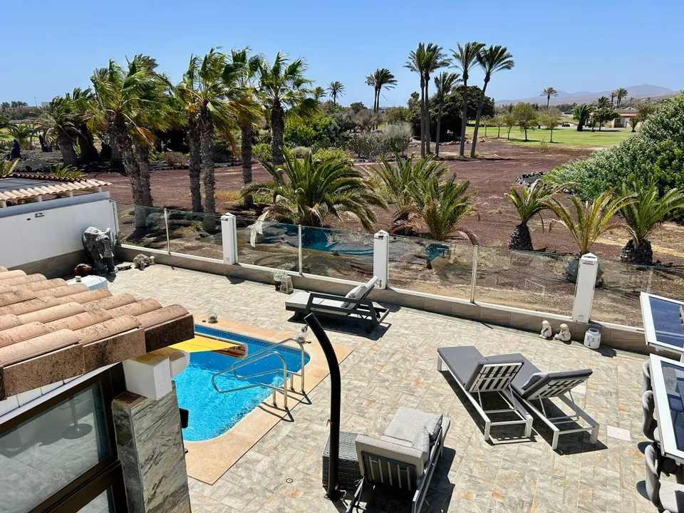 Villa i Caleta De Fuste, Fuerteventura - foto 1