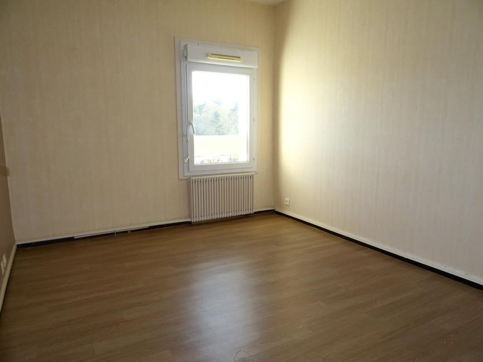 Lejlighed i Charny-Oree-de-Puisaye, Yonne - foto 2