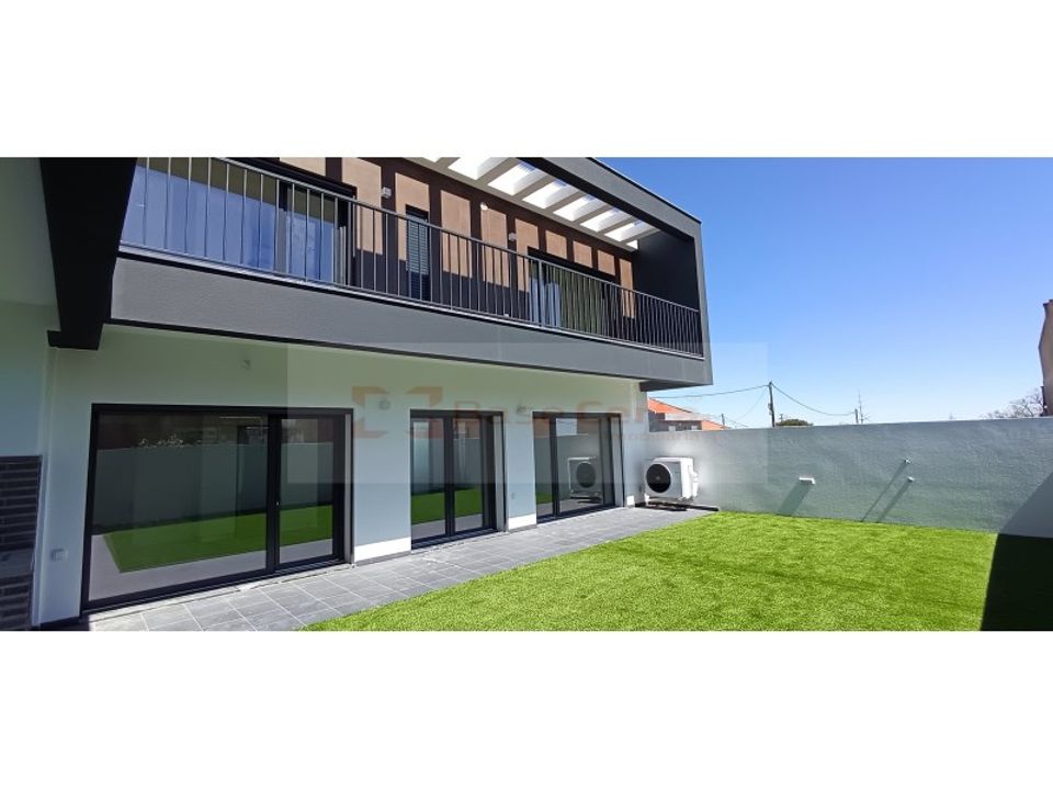 Byhus i Santa Iria de Azoia, Lisbon - foto 4