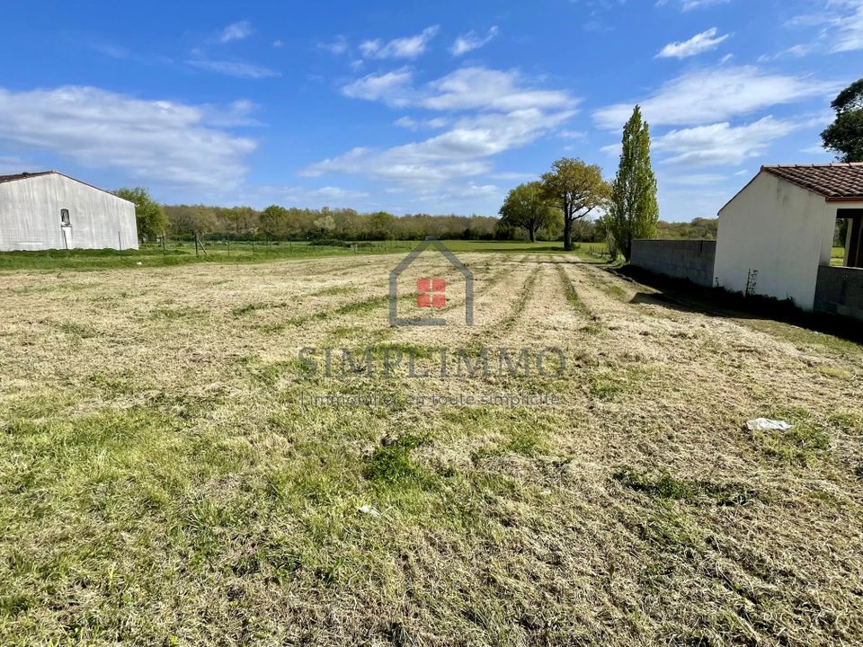 Helårsgrund i Saint-Jean-d'Angle, Charente-Maritime - foto 2