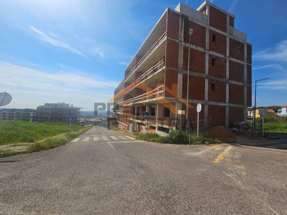 Lejlighed i Loures, Lisbon - foto 1