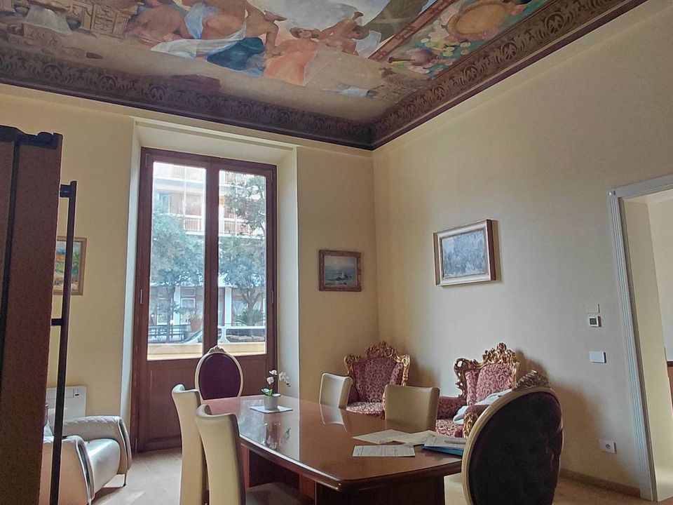 Erhvervsejendom i Montecatini Terme, Pistoia - foto 1