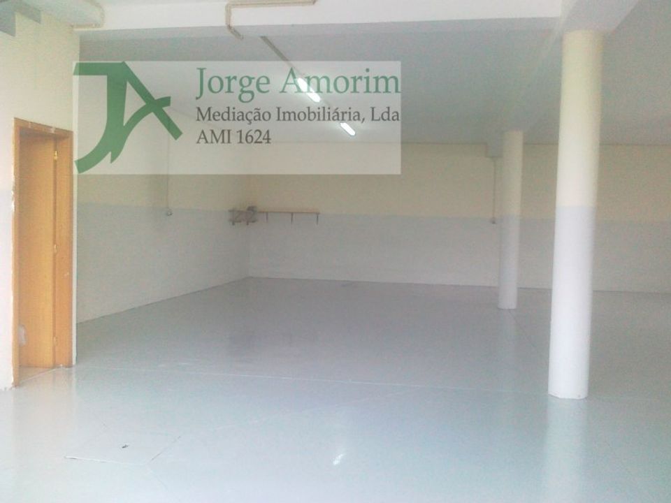 L'establiment comercial a Serzedo, Porto - foto 5