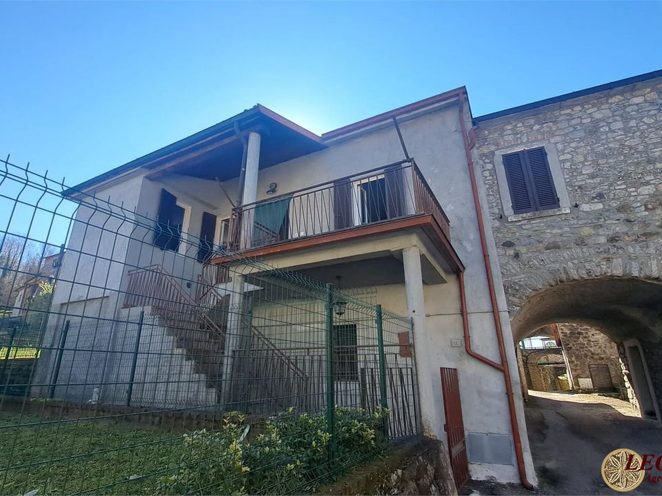 Landejendom i Villafranca in Lunigiana, Massa and Carrara - foto 1