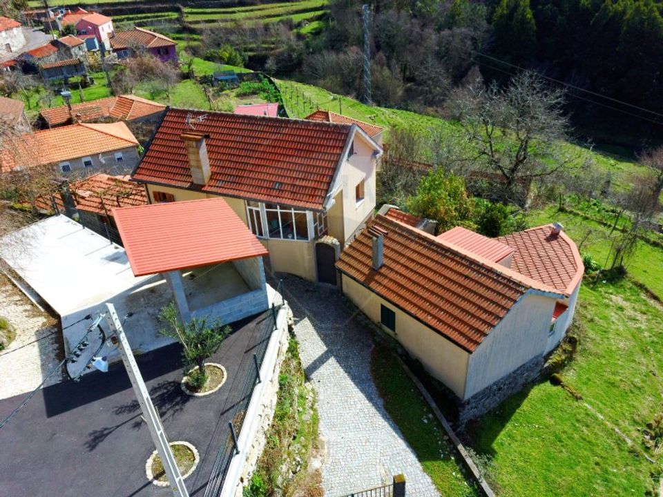 Villa in Portela e Extremo, Viana do Castelo - foto 1