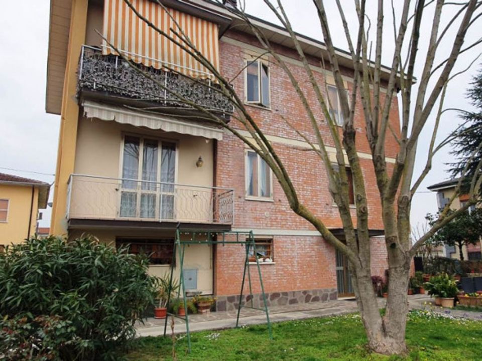 Villa i Mirandola, Modena - foto 1
