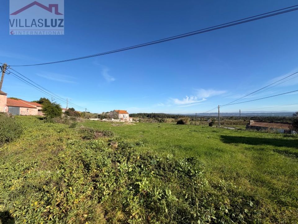 Helårsgrund i Santo Onofre e Serra do Bouro, Leiria - foto 1