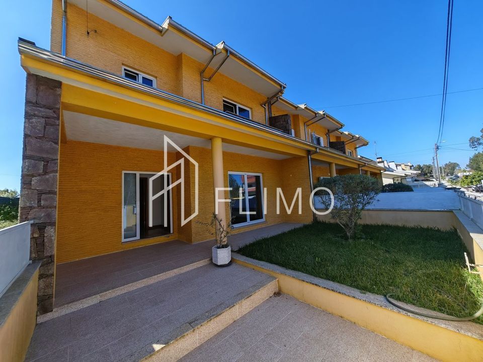 Villa i Santa Maria da Feira, Aveiro - foto 1