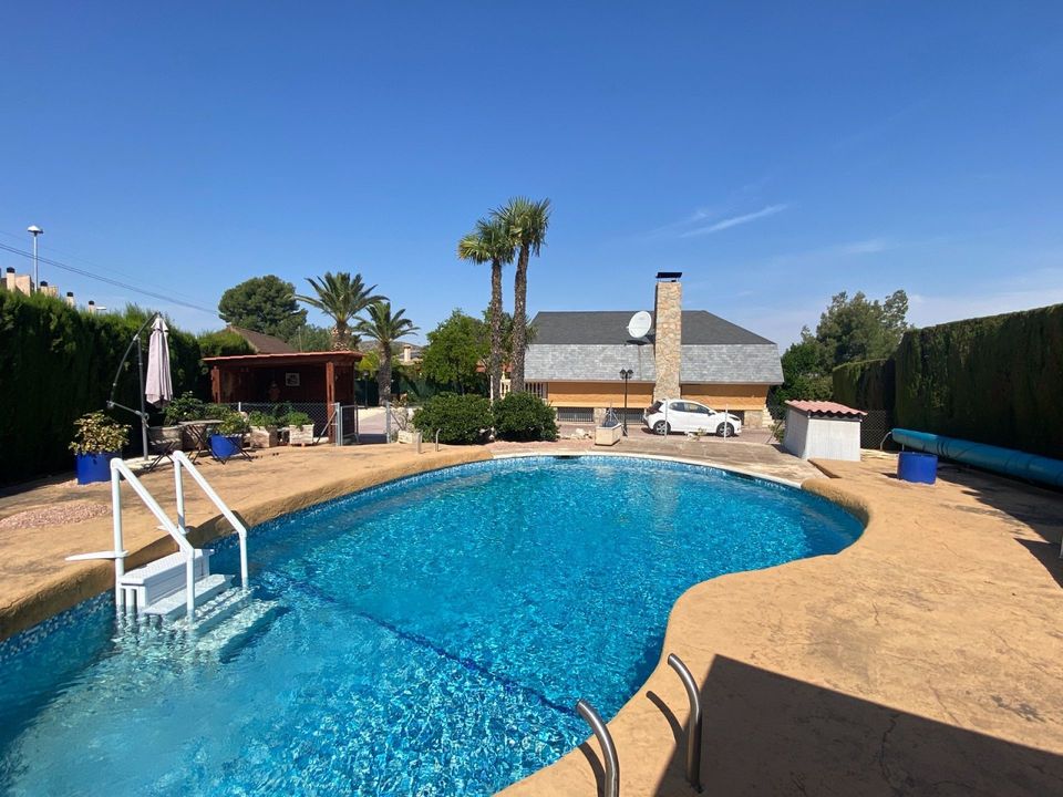 Villa i Petrer, Alicante - foto 2