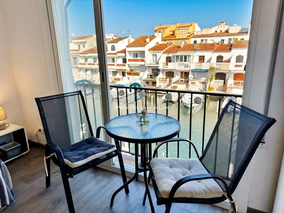 Lejlighed i Empuriabrava, Gerona - foto 2