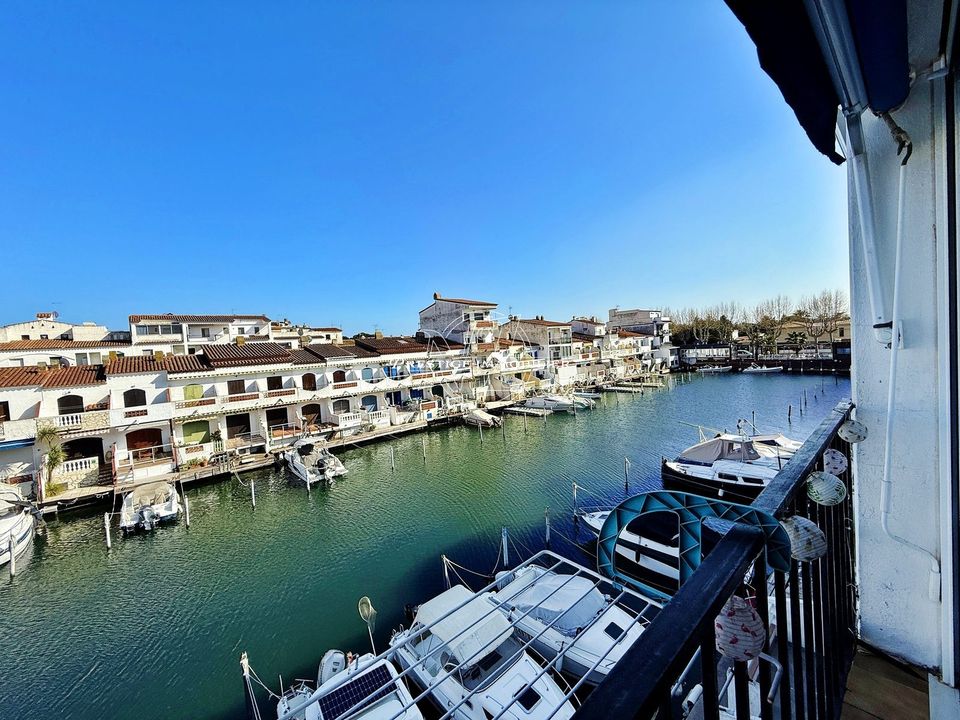 Lejlighed i Empuriabrava, Gerona - foto 4