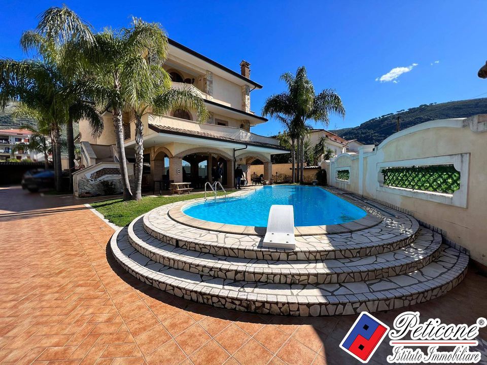 Villa a Fondi, Latina - foto 1