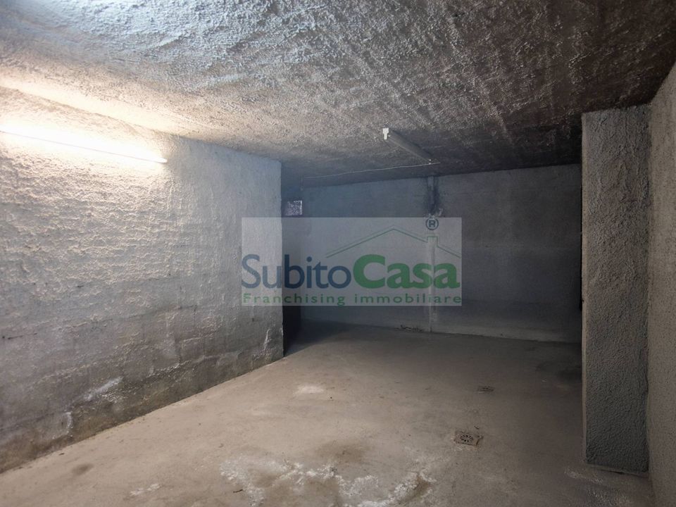 Parkeringsplads i Chieti, Chieti - foto 3