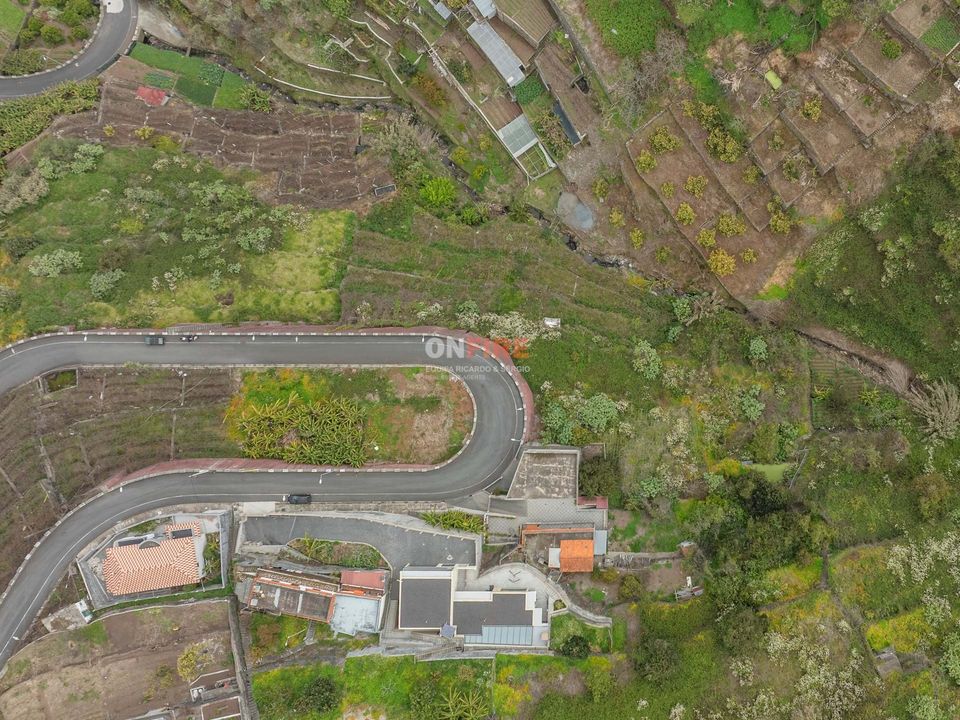 Helårsgrund i Camara de Lobos, Madeira - foto 5