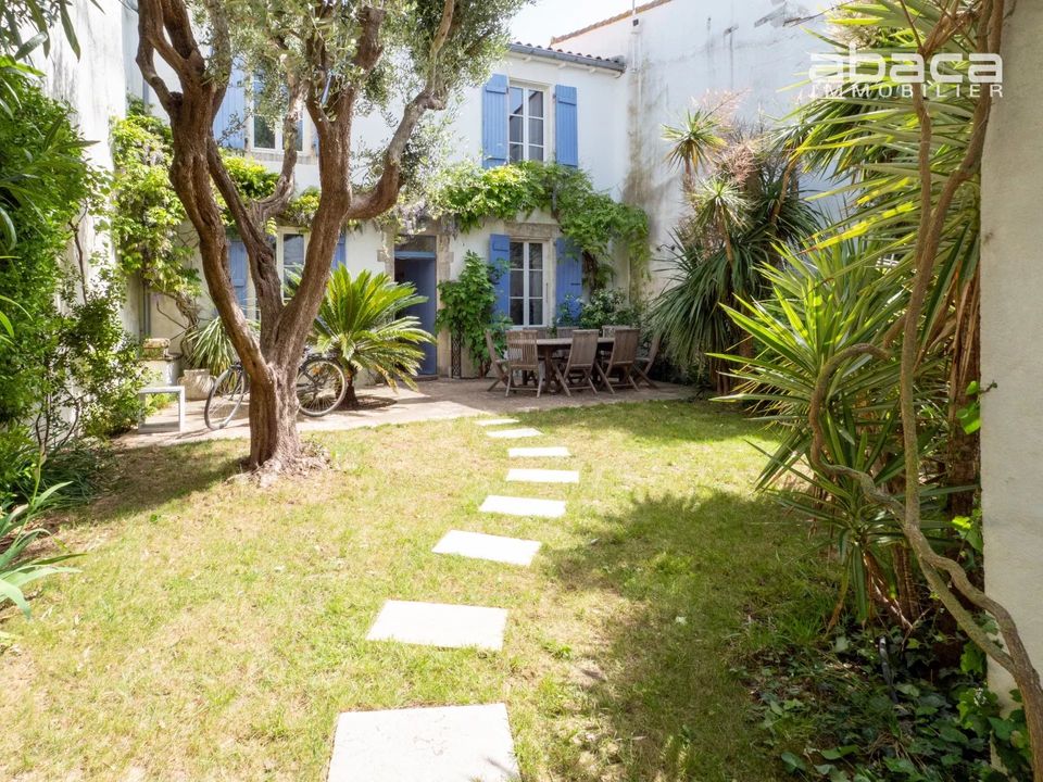 Landejendom i Sainte-Marie-de-Ré, Charente-Maritime - foto 1