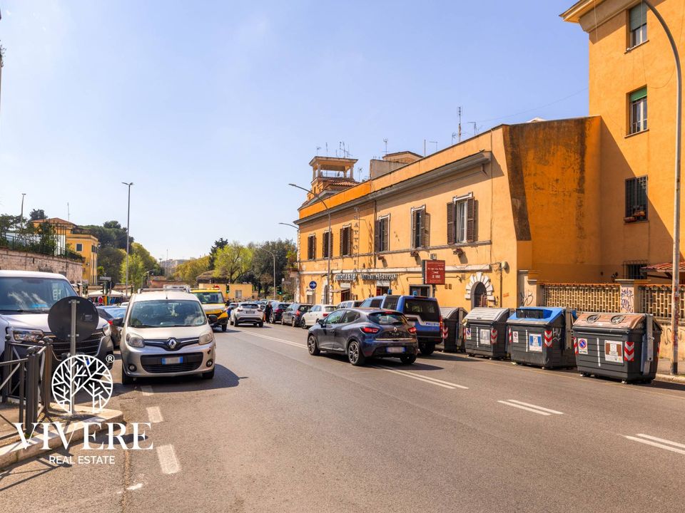 Erhvervsejendom i Rome, Rome - foto 1