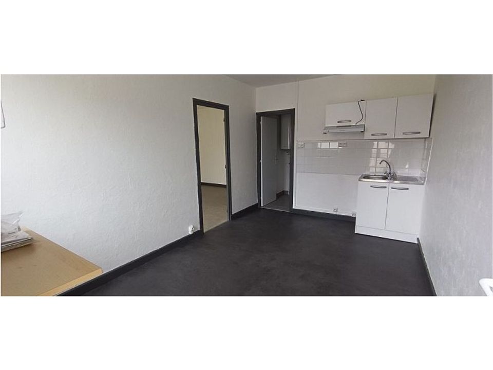Lejlighed i Montrond-les-Bains, Loire - foto 1