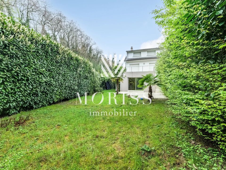 Villa i Joinville-le-Pont, Val-de-Marne - foto 1