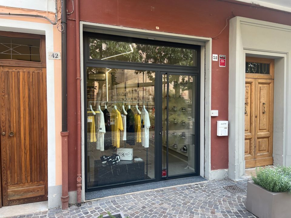 L'establiment comercial a Crevalcore, Bologna - foto 2