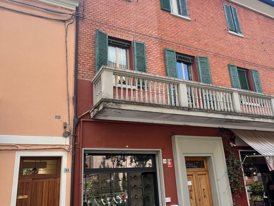 L'establiment comercial a Crevalcore, Bologna - foto 3