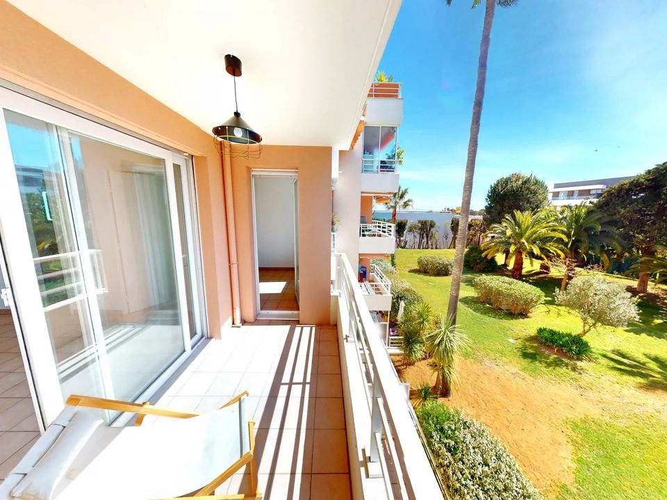 Leilighet i Villeneuve-Loubet, Alpes-Maritimes - bilde 1