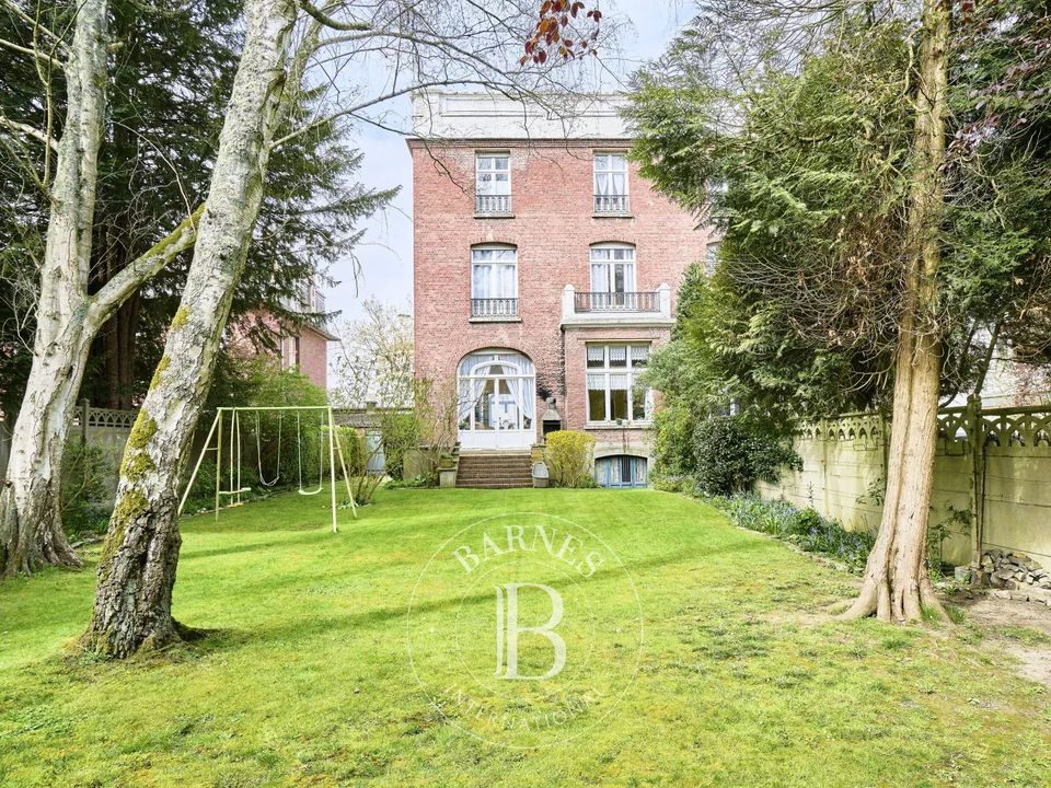 Villa i Tourcoing, Nord - foto 1