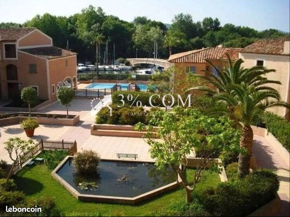Apartamento en Cogolin, Var - foto 1
