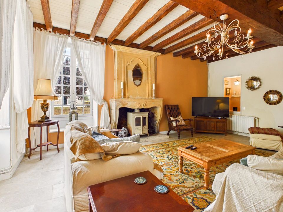 Villa in Saint-Genis-De-Saintonge, Charente-Maritime - foto 2