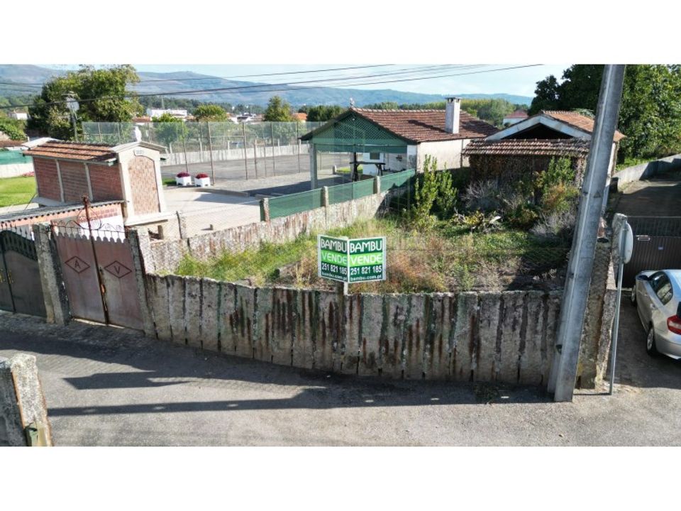 Helårsgrund i Valenca, Viana do Castelo - foto 1