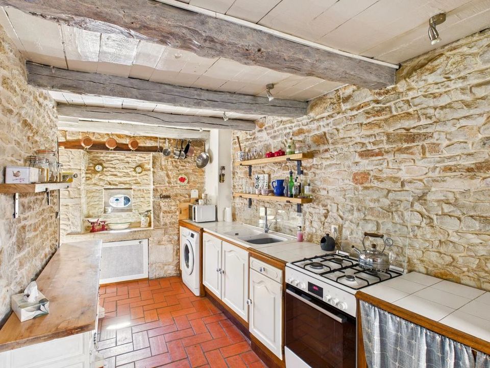 Rækkehus i Nanteuil-en-Vallee, Charente - foto 5