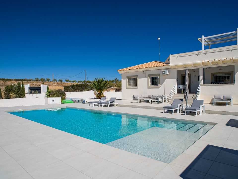Villa i Pinoso, Alicante - foto 1