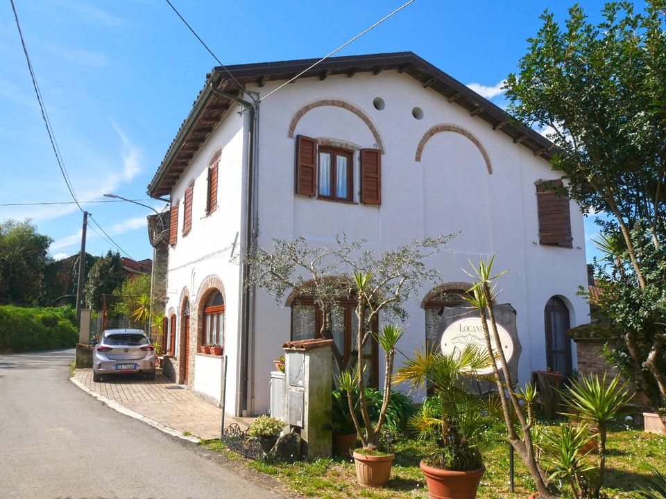 Erhvervsejendom i Aulla, Massa and Carrara - foto 2