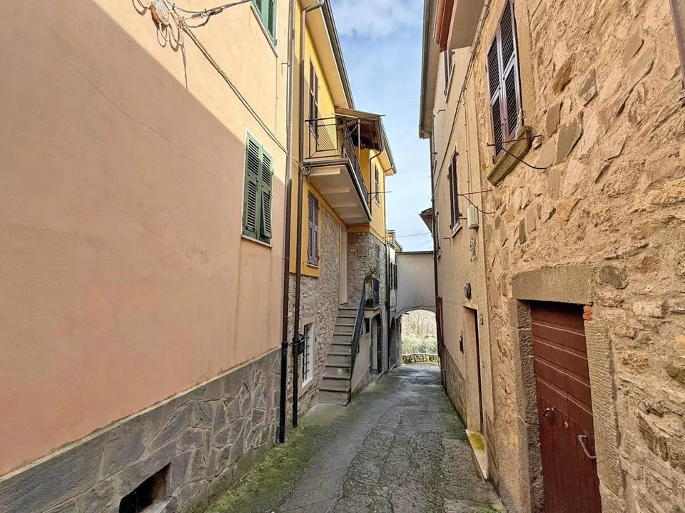 Landejendom i Bagnone, Massa and Carrara - foto 2