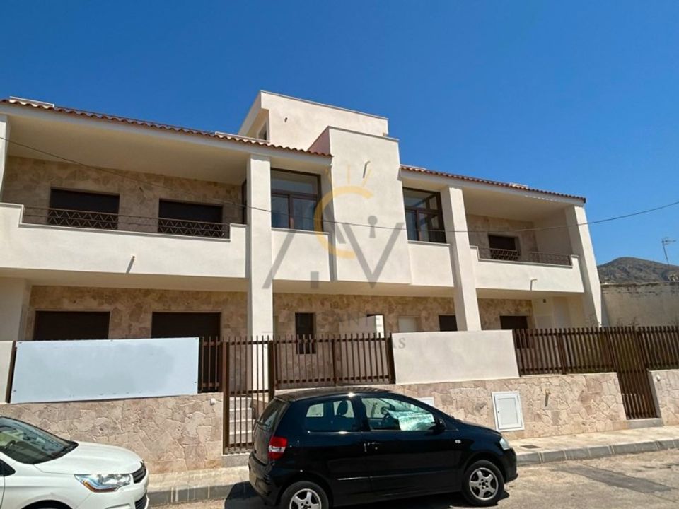 Lejlighed i Hondon De Las Nieves, Alicante - foto 1