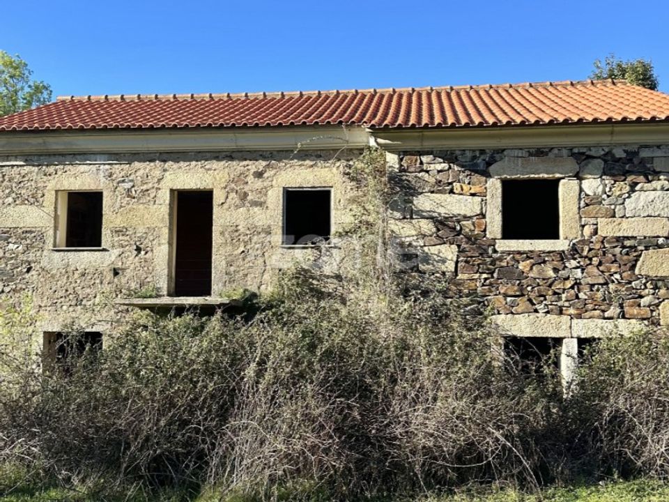 Helårsgrund i Fundao, Castelo Branco - foto 1