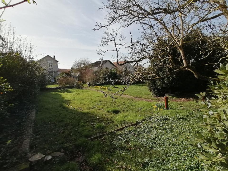 Helårsgrund i Buxerolles, Vienne - foto 4