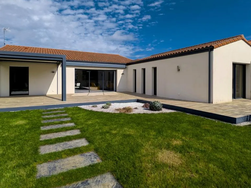 Villa i Les Sables-d'Olonne, Vendee - foto 1