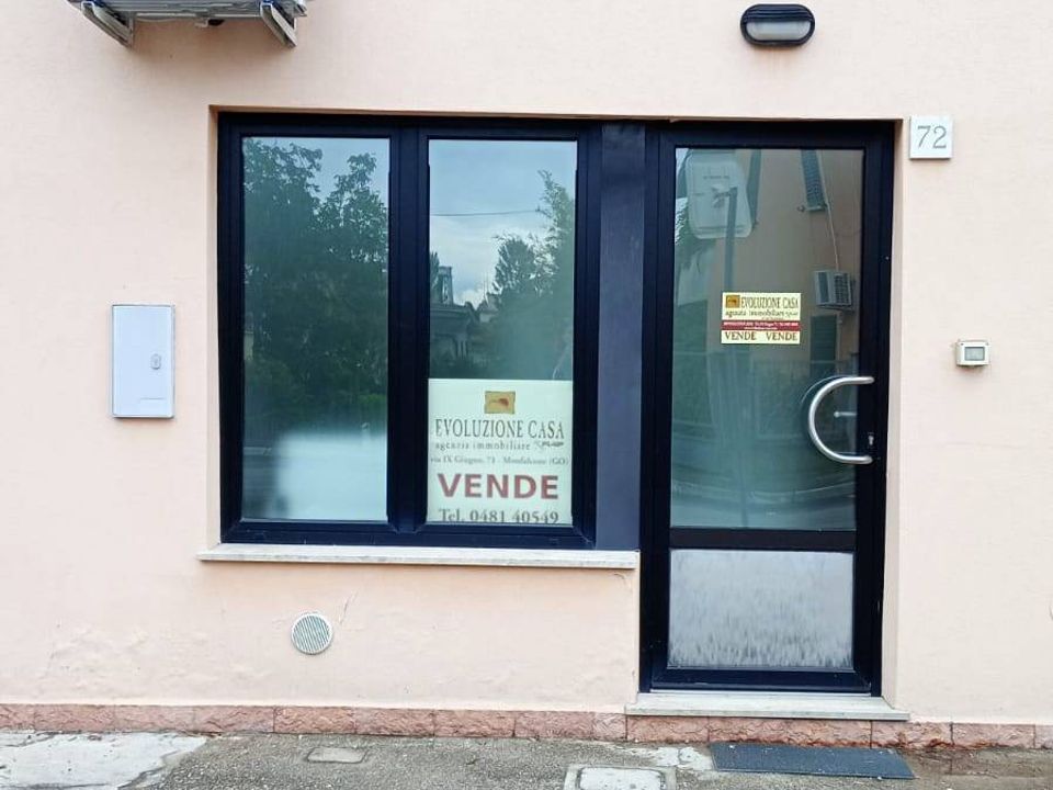 Erhvervsejendom i Monfalcone, Gorizia - foto 1